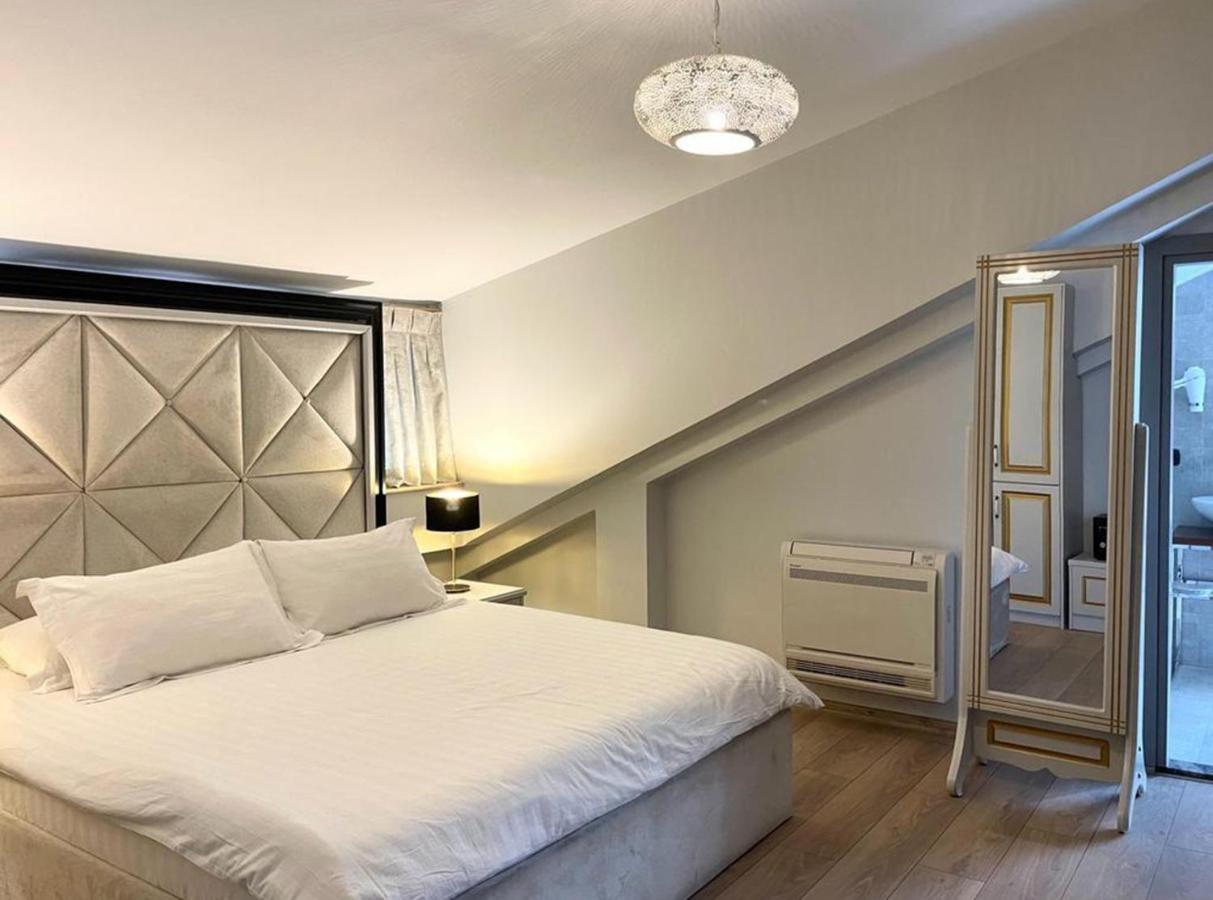 טיראנה Vila Shard Boutique Hotel מראה חיצוני תמונה