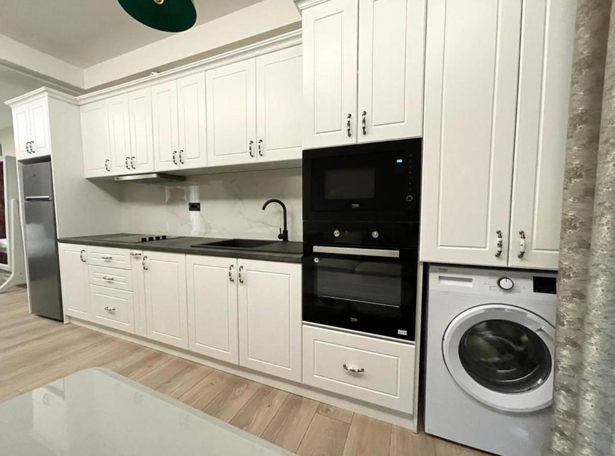 טיראנה Vila Shard Boutique Hotel מראה חיצוני תמונה